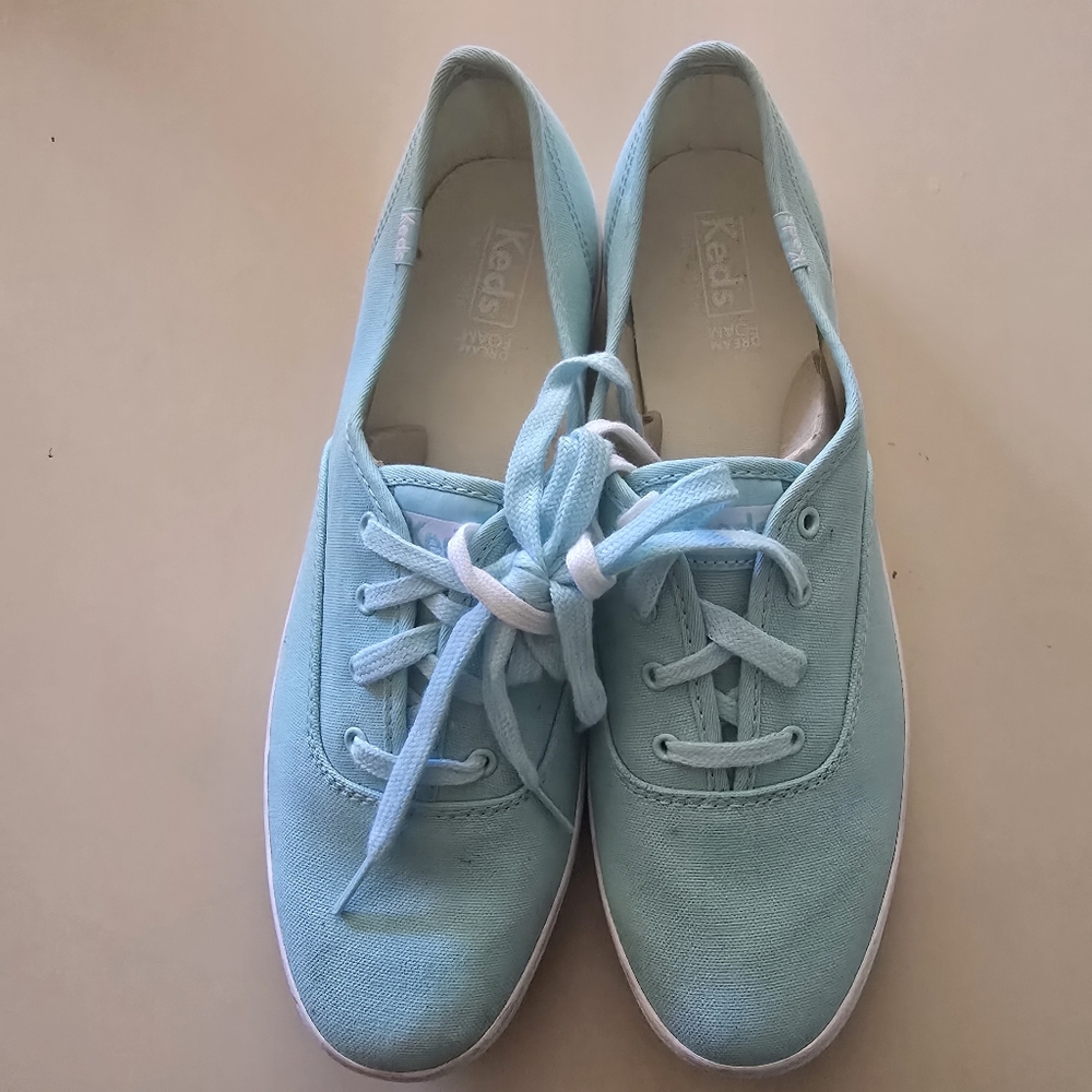 New Keds Light Blue Canvas Sneakers – Women’s Size 10